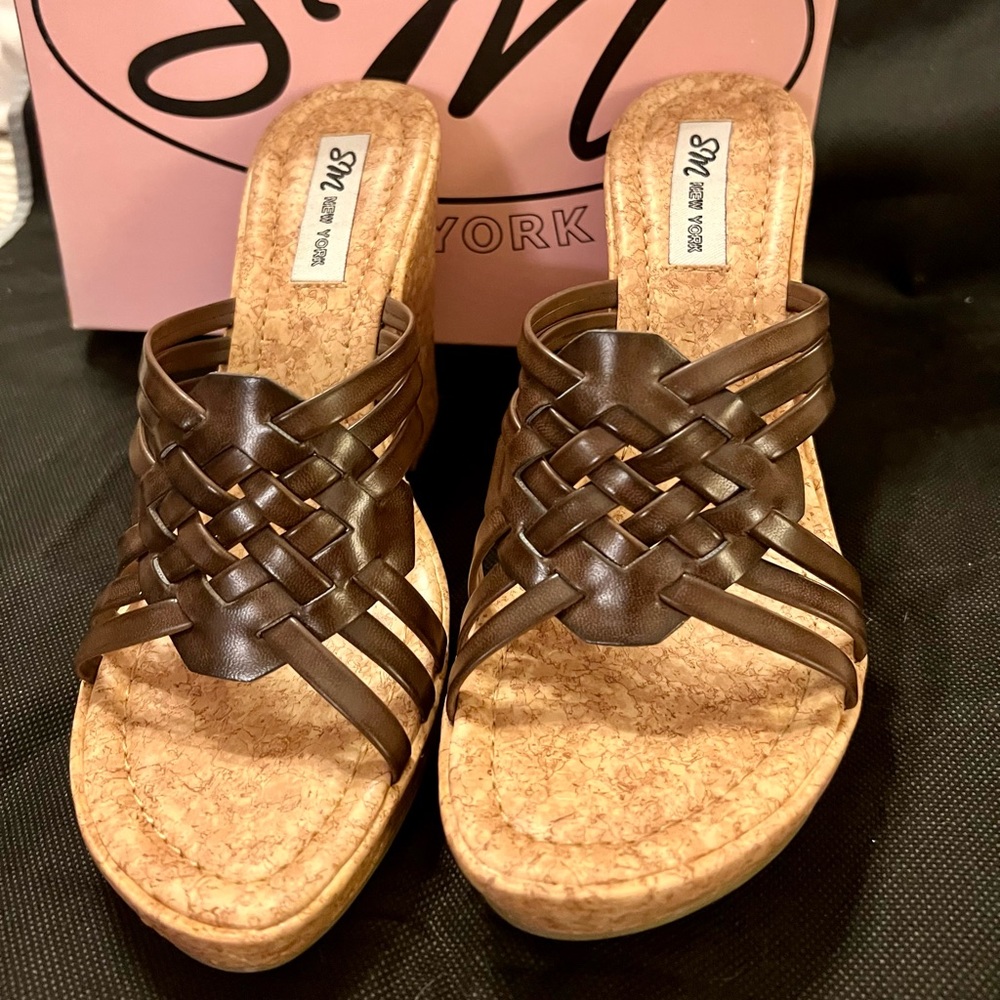 SM New York - cute brown cork sandal wedges